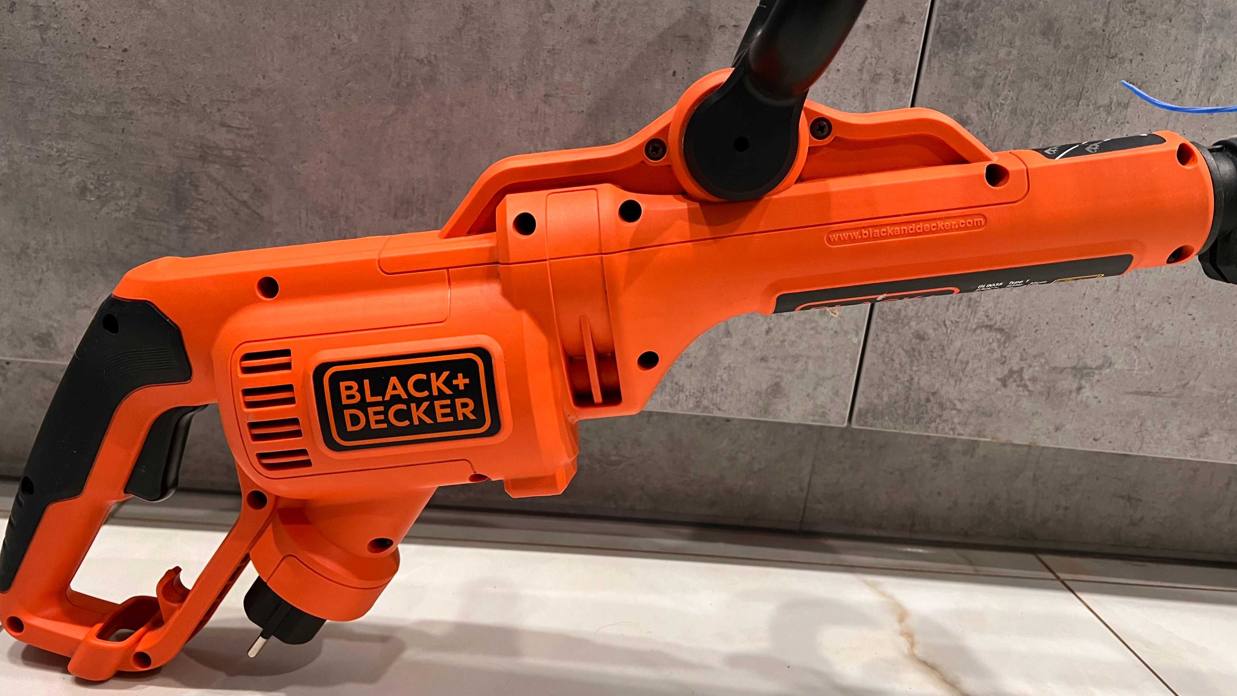 Продам електричний тример Black&Decker GL9035