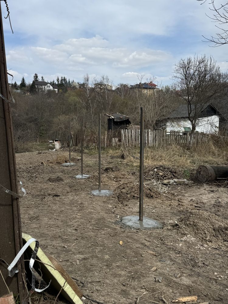 Заливання стовпчиків монтаж огорожі