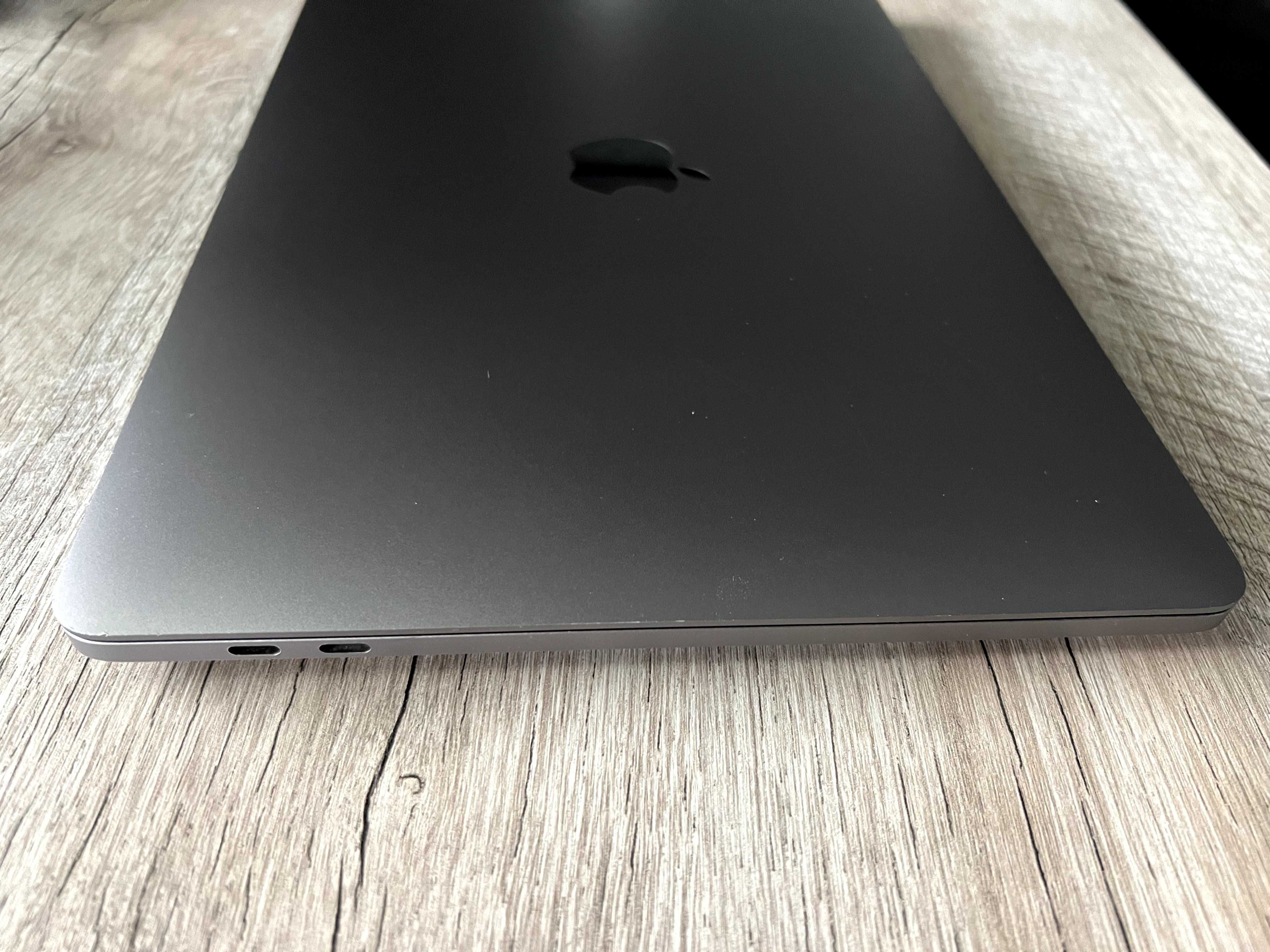 Ноутбук MacBook Pro 13” 2020 16Gb/512Gb i5 A2251