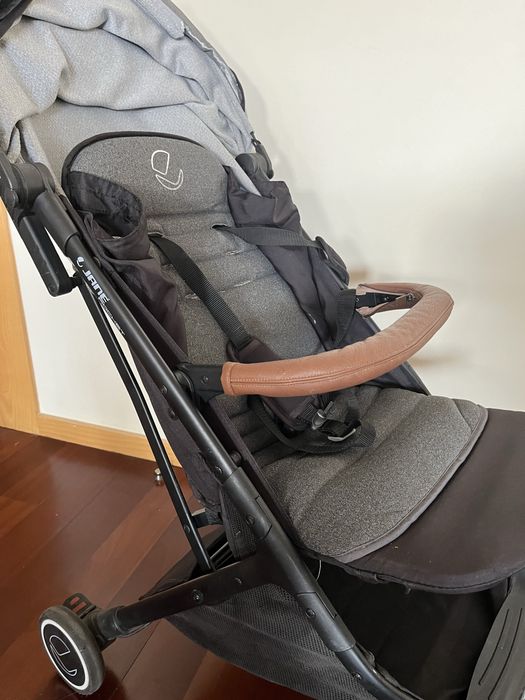 Carrinho de passeio jané rocket