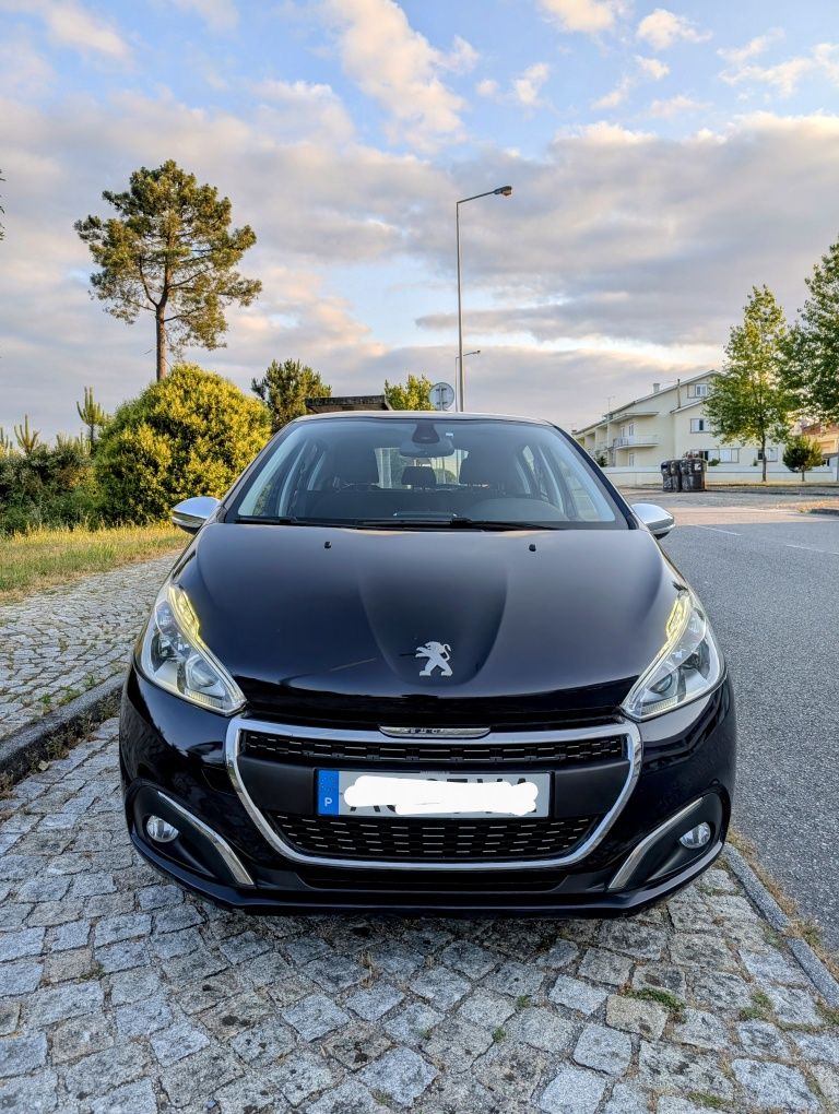 Peugeot 208 1.6Hdi Allure 100cv