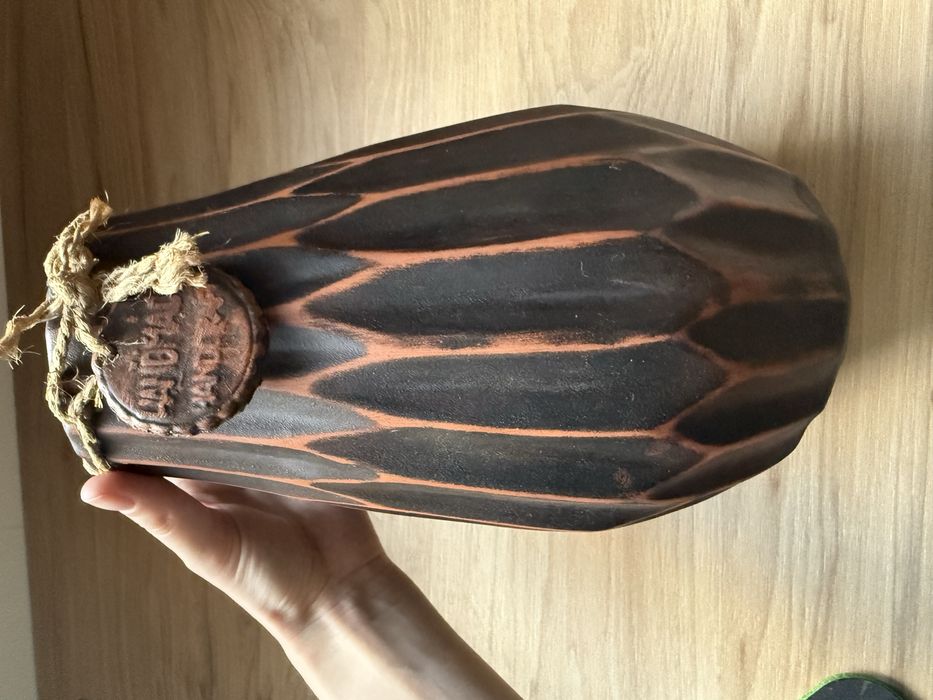 Ваза з глини