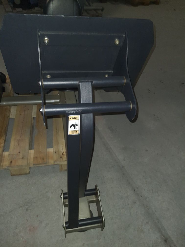 Leg Press Suwnica stos 147kg Impulse technogym hes olymp