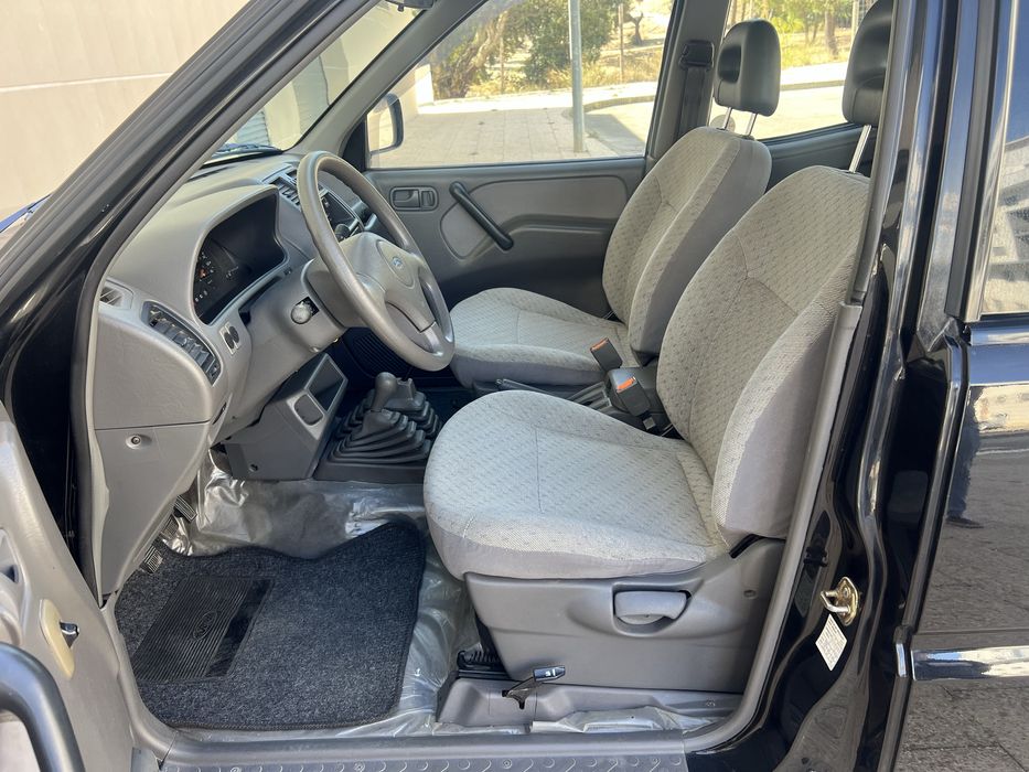 Ford Maverick 2.7 TD GLX 100.000km / Nissan Terrano