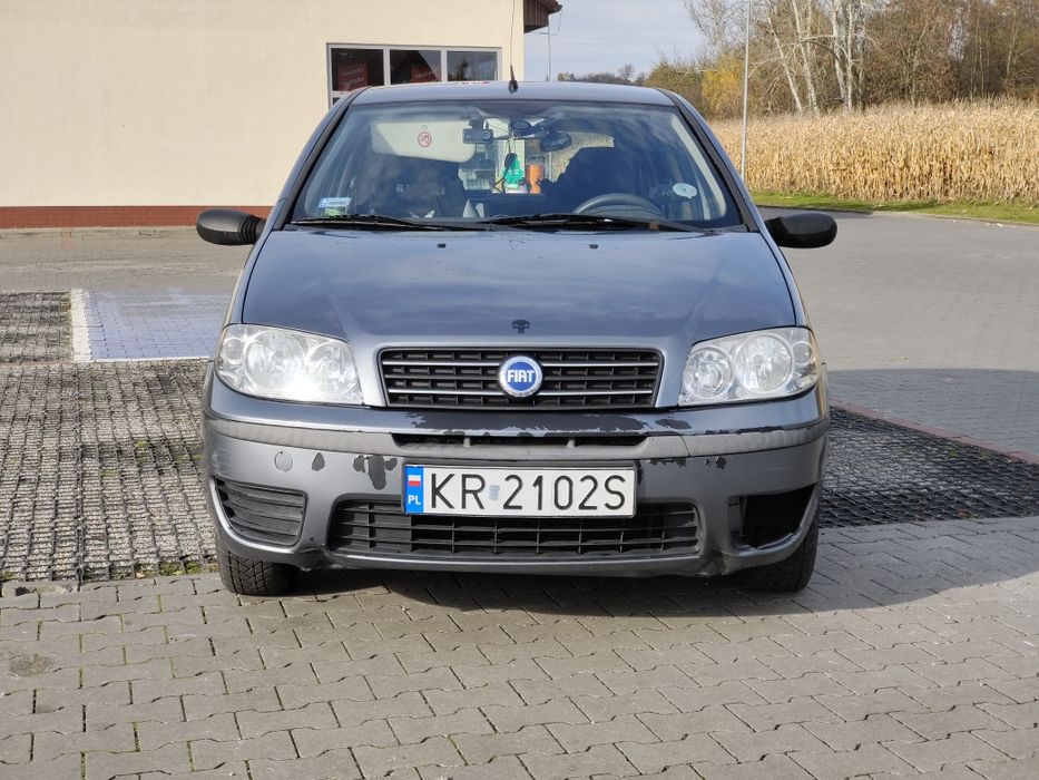 Fiat Punto II 2004 rok 1.2 aktualne opłaty, opony zimowe po serwisie