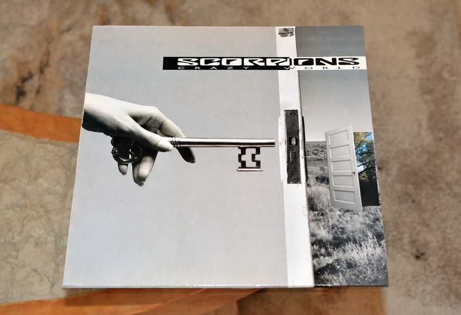 Scorpions LP - Crazy World