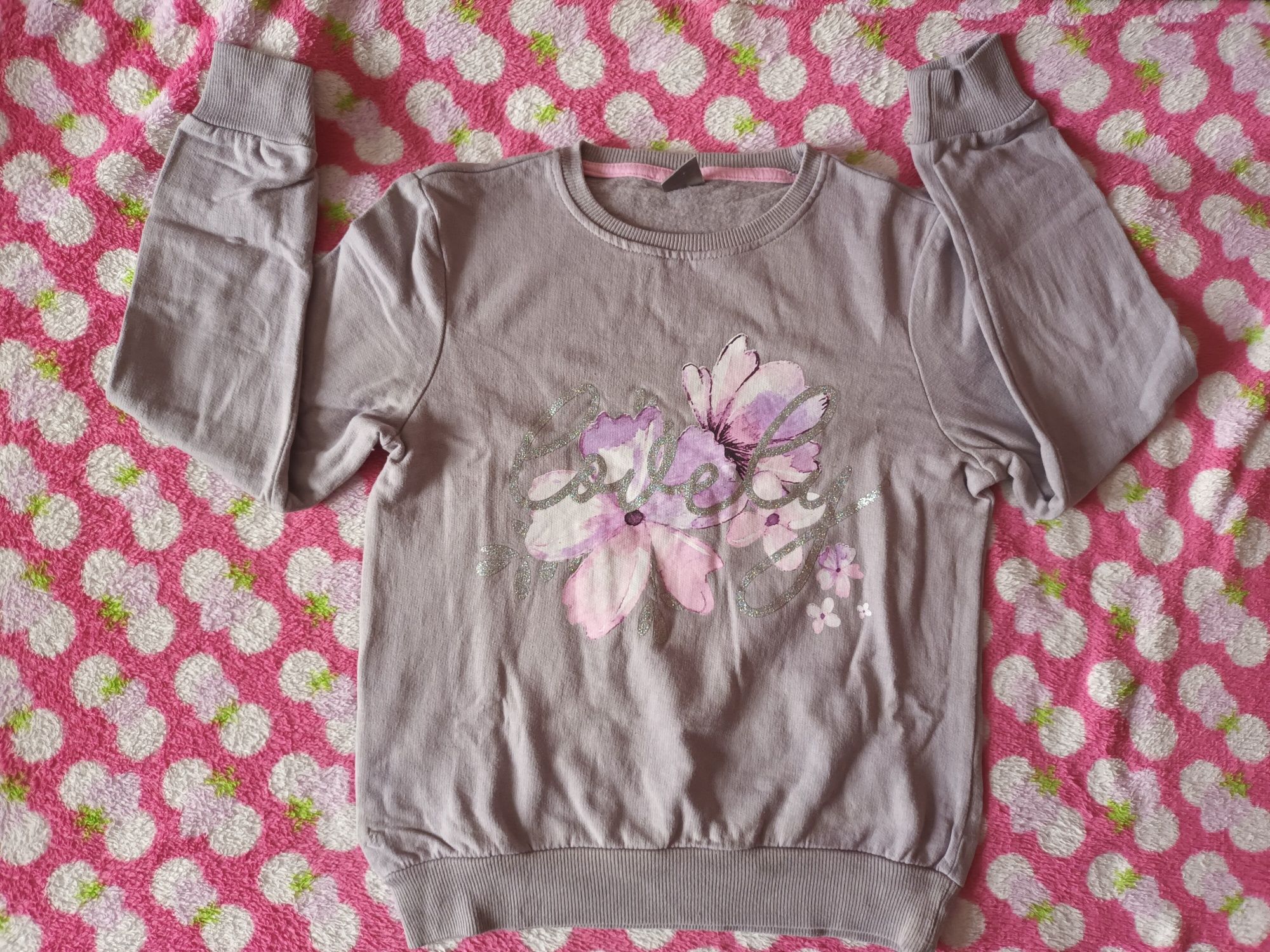 Bluza 128 stan idealny