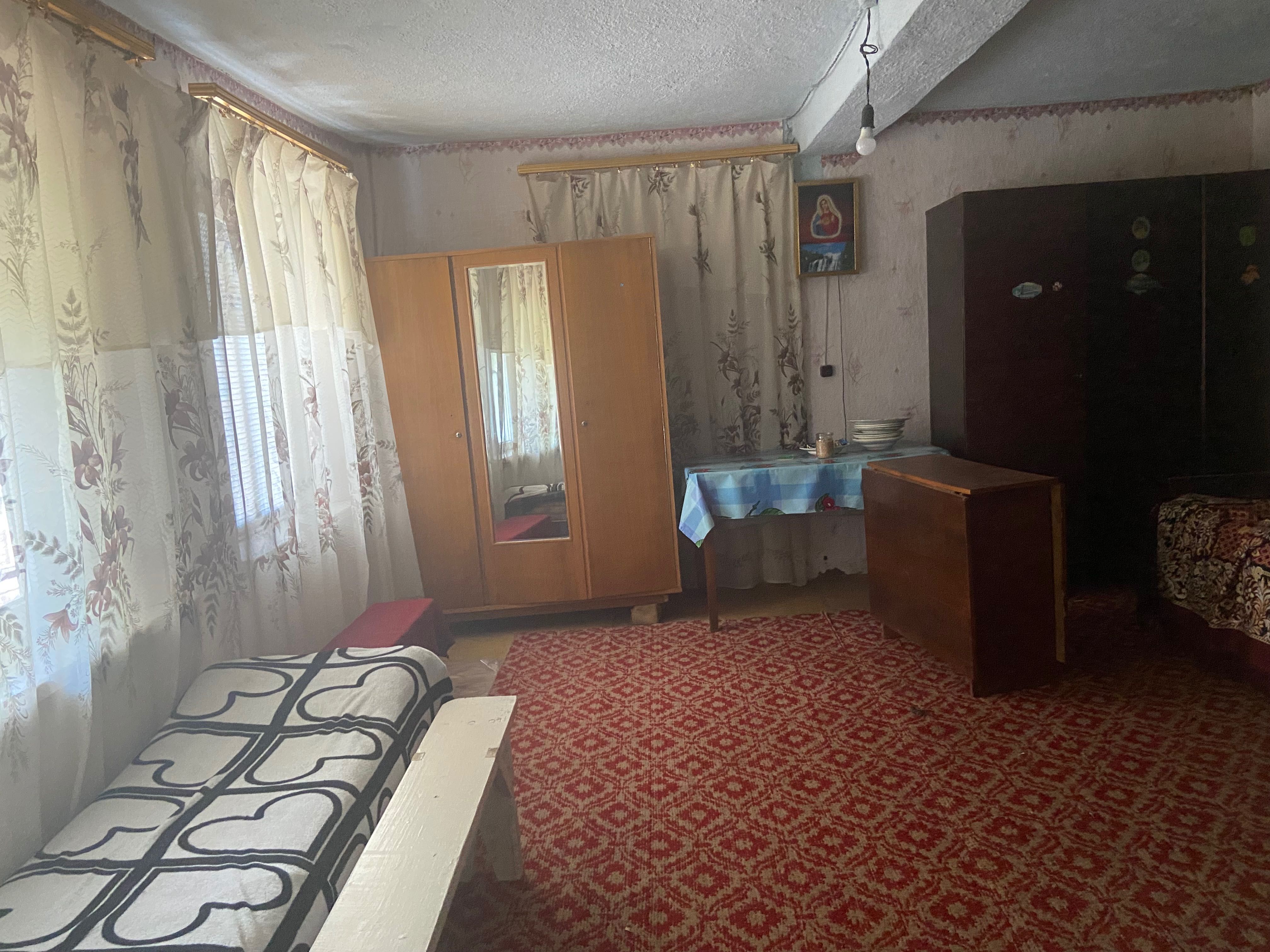 Продається будинок в селі  Красненьке , Миколаївській області.