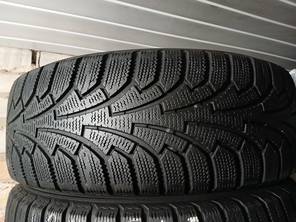 Резина пара 195 65 15 Nokian Nordman в хорошем состоянии состоянии цен