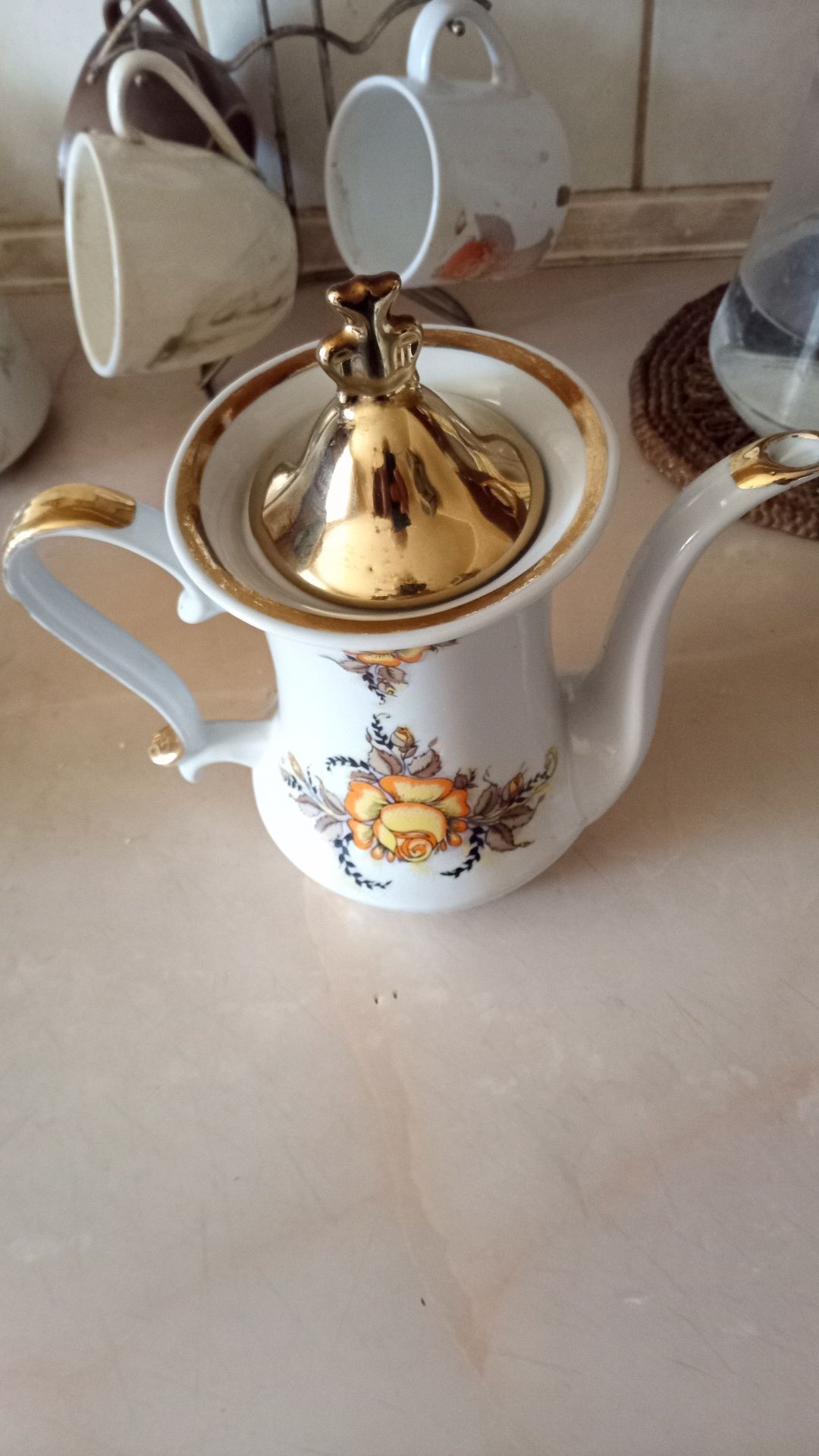 Продам Фаянс Фарфор не дорого