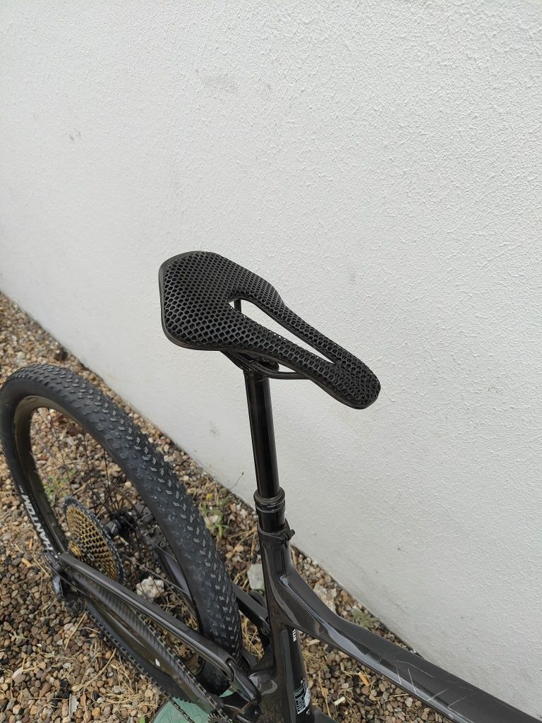 2799€
Scott Spark team upgrade 
Rodas carbono roval Control 
Suspensão