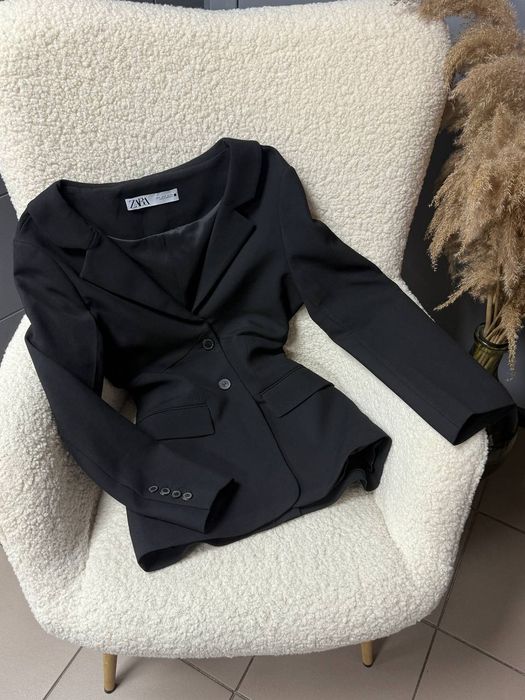 Піджак блейзер Zara приталений подовжений чорний розмір С