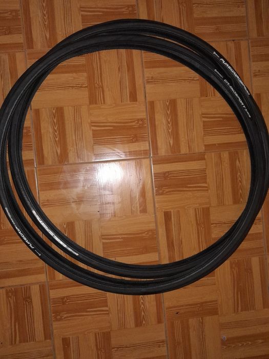 Pneus continental novos