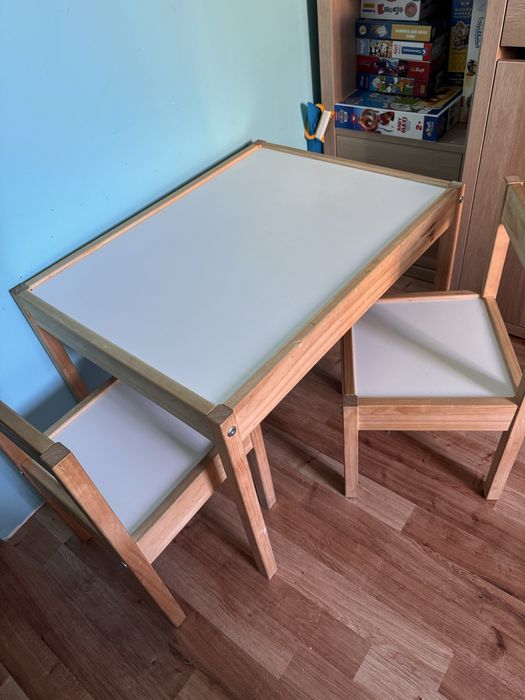 Stolik z krzesełkami Ikea LÄTT