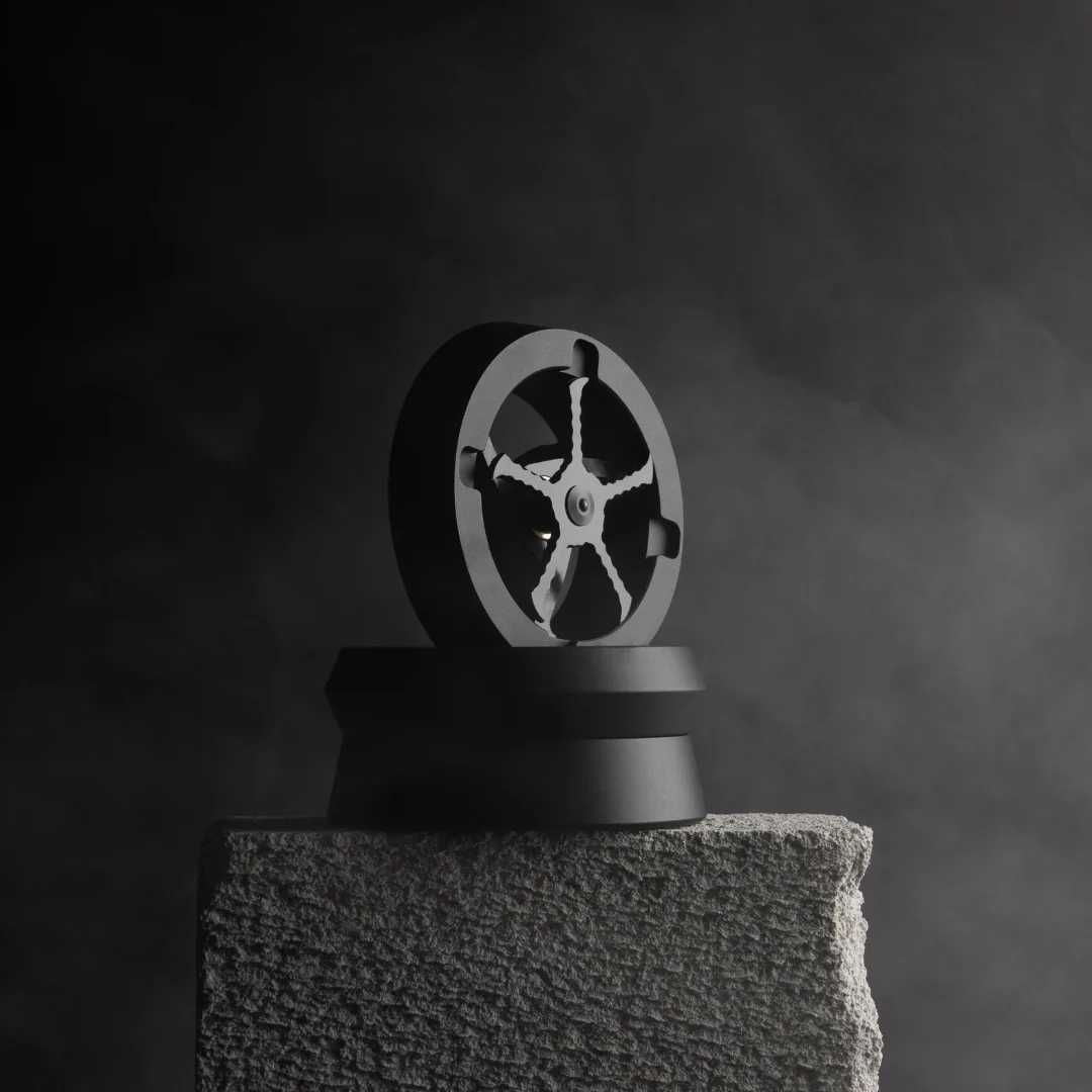 Moedor para ervas  / KLIP Grinder da HOJ novo