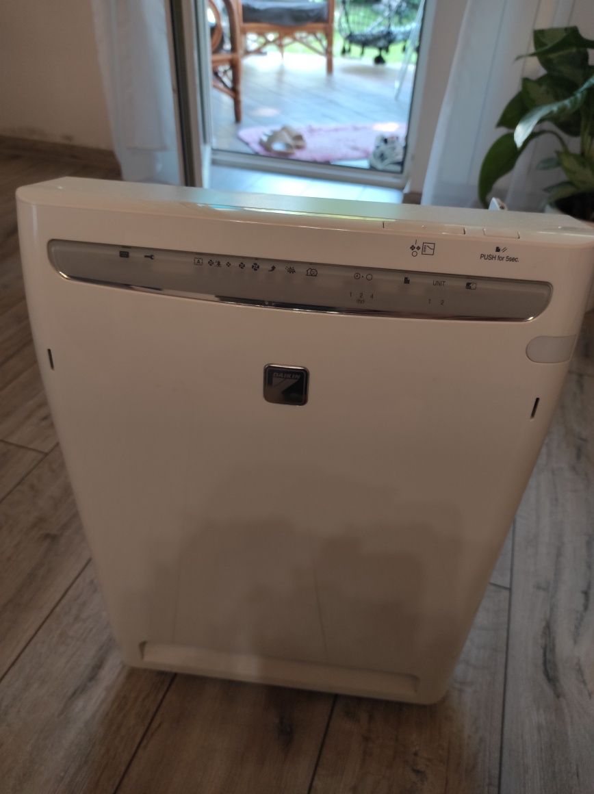 Oczyszcza z powietrza Daikin ARC458A7