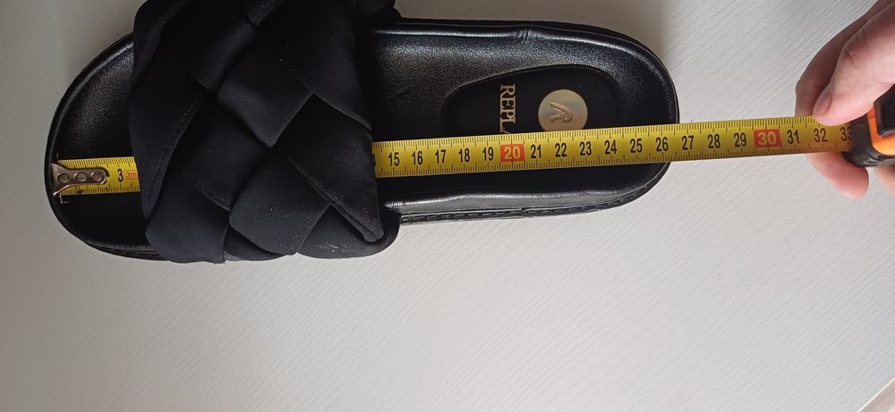 Продам шльопанці REPLAY 39р.