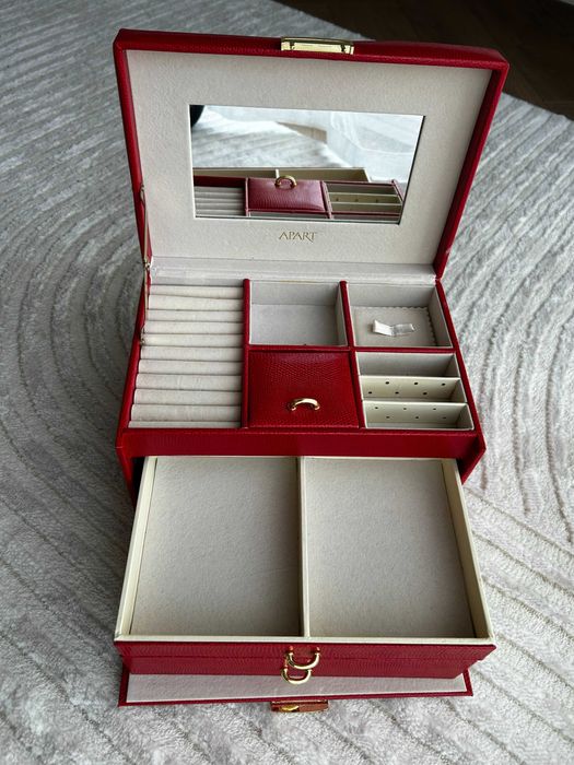 Szkatułka na biżuterię APART – elegancka, funkcjonalna