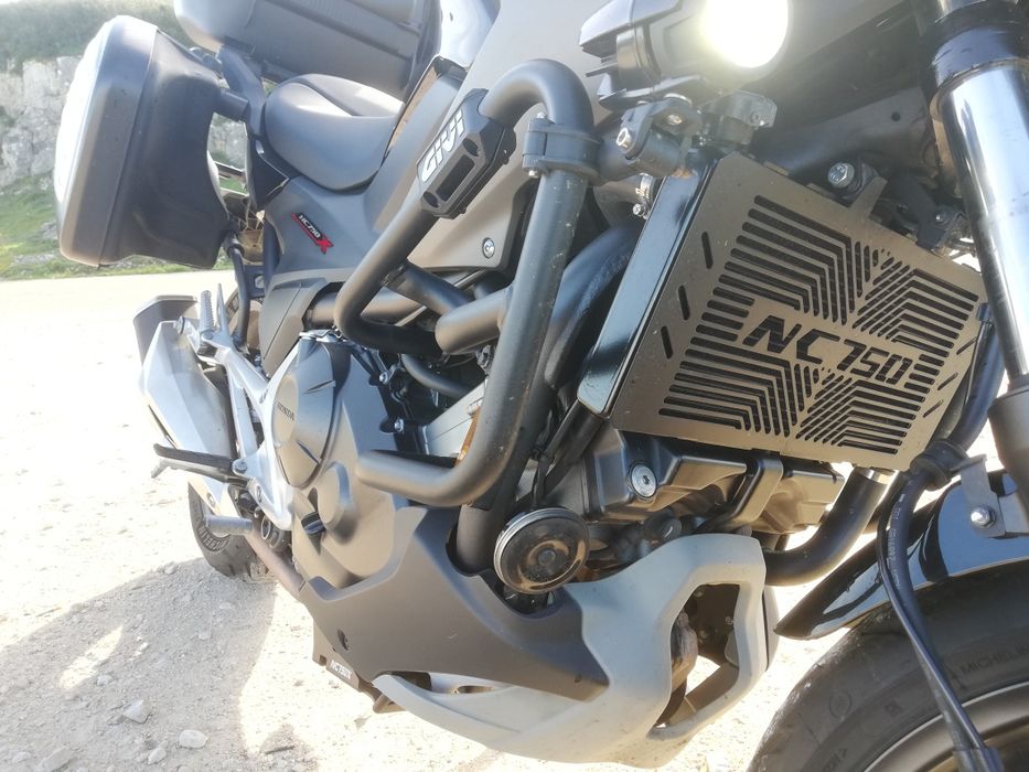 Honda NC750x (como nova)