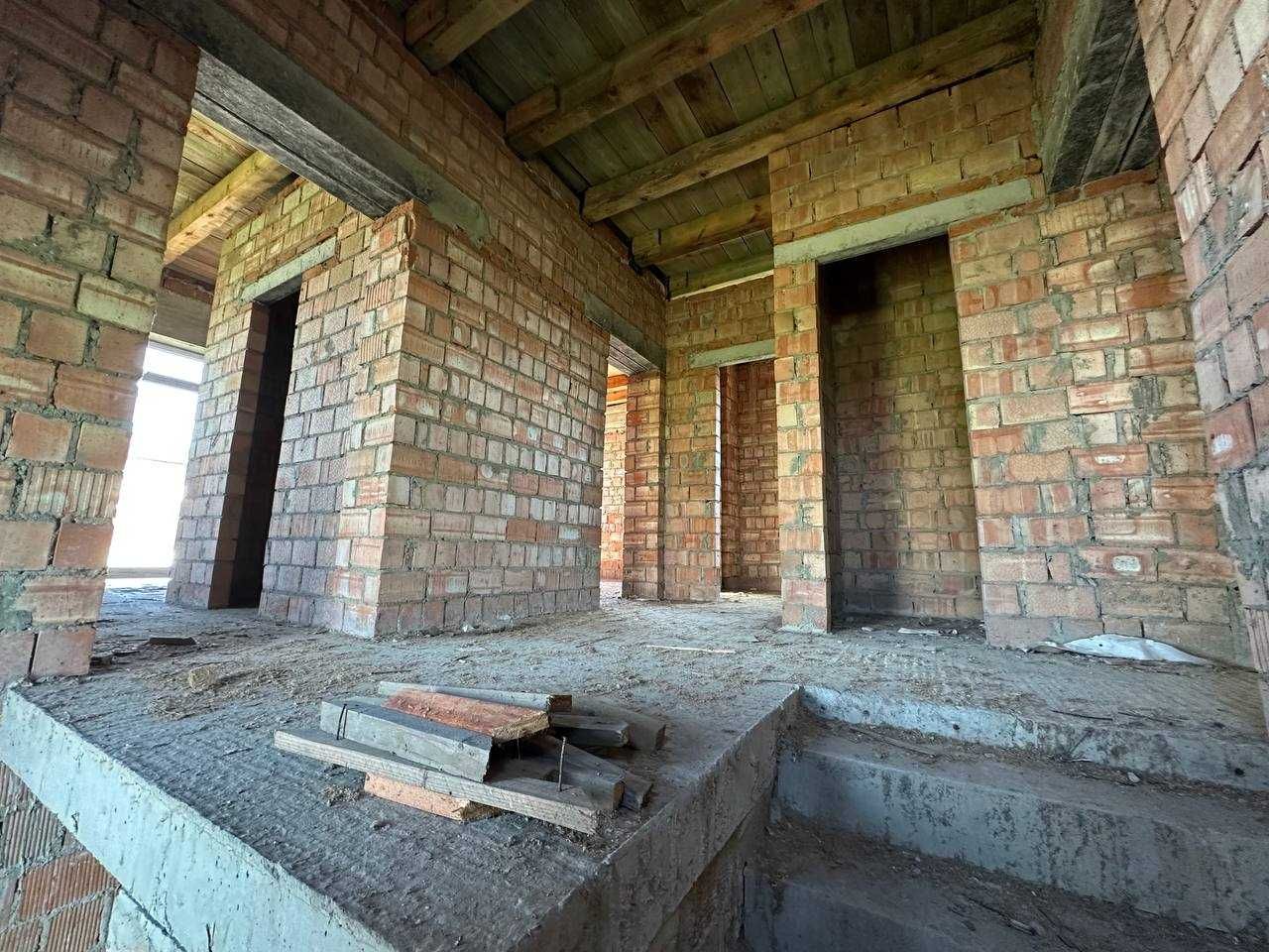 Котедж в с.Солонці "Козирна Вісімка"