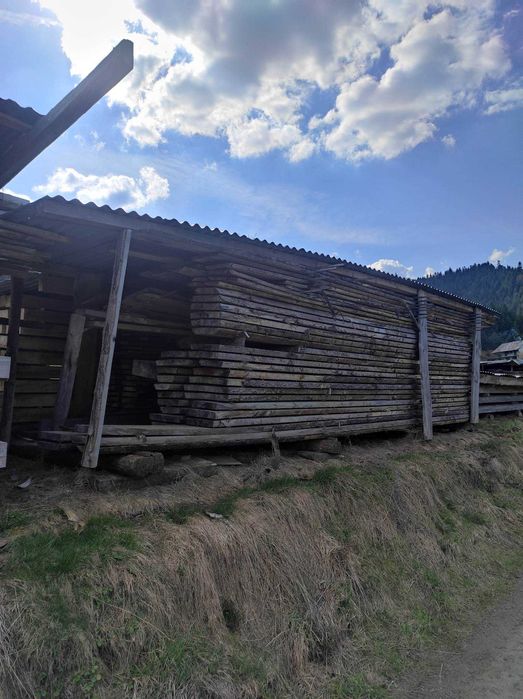 Drewno konstrukcyjne, bale, monolity