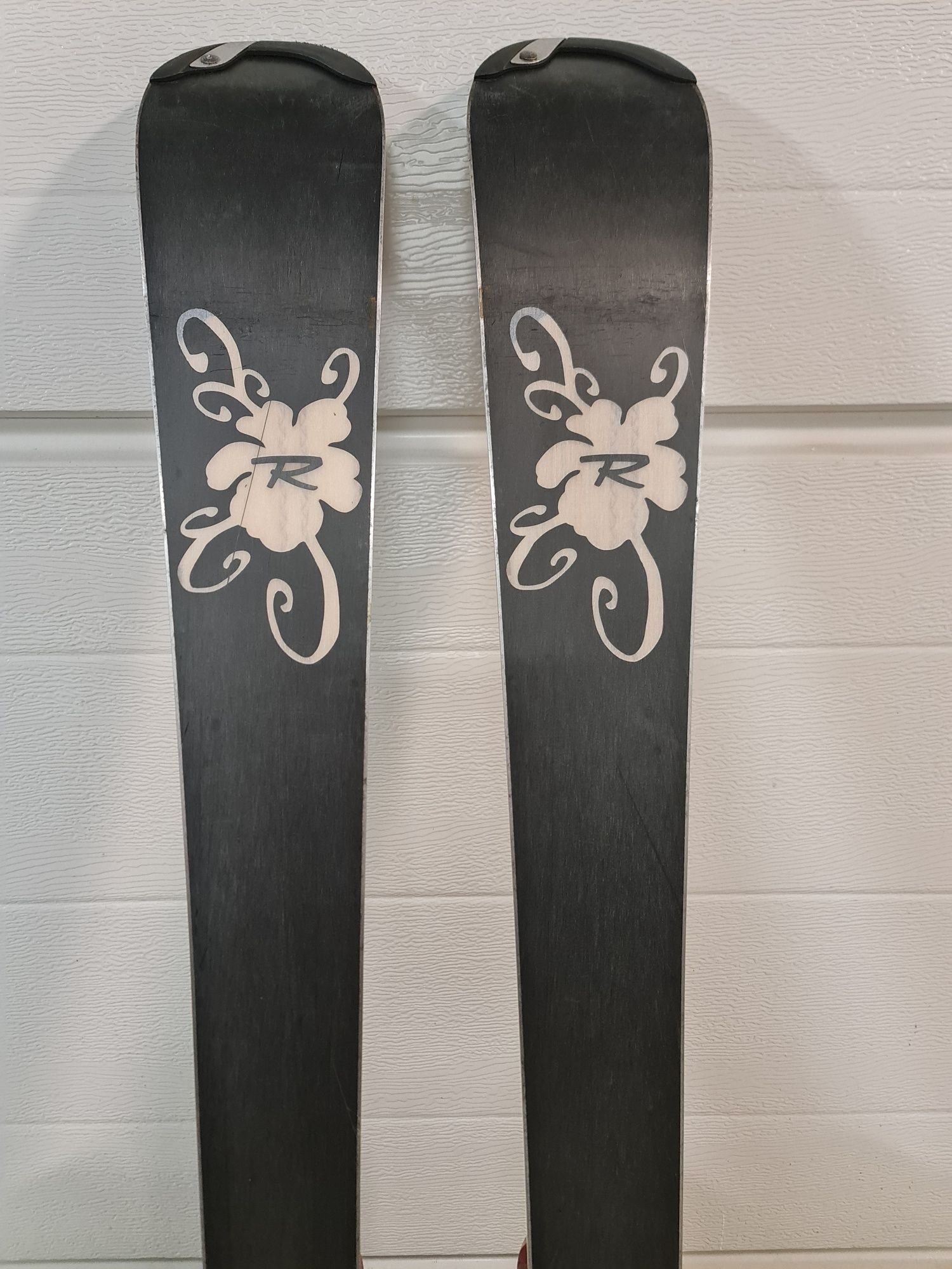 Narty Rossignol 146