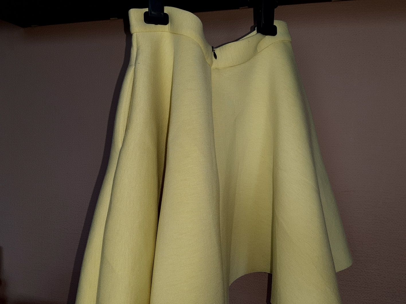 Spódnica, kolor cytrynowy, by Lucca