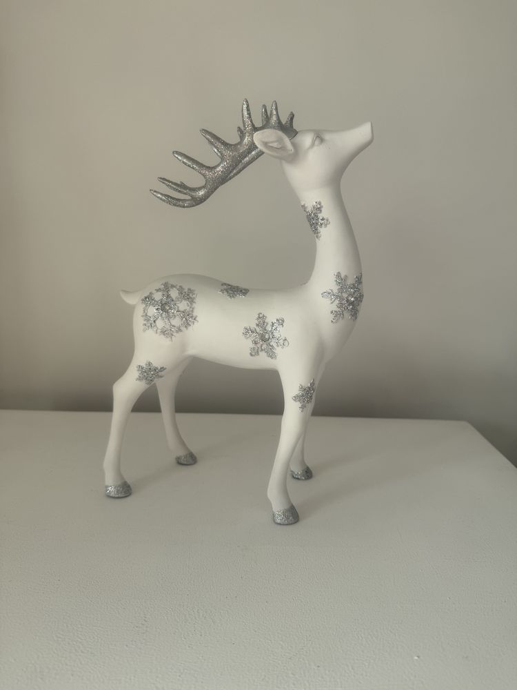 figurka winterstag biały jelonek