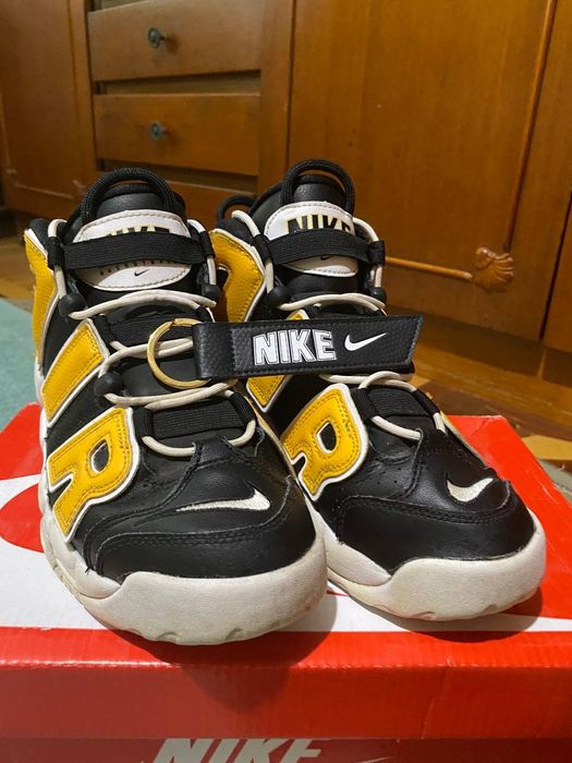 Продам снікерси NIKE