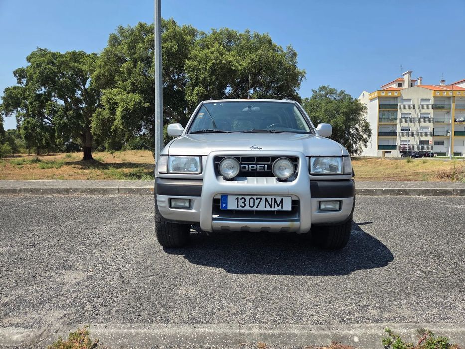 Opel Frontera 2.2 DTi
