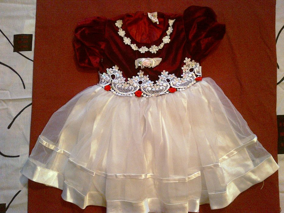 бальное платье/ нарядное платье /платье на праздник на девочку