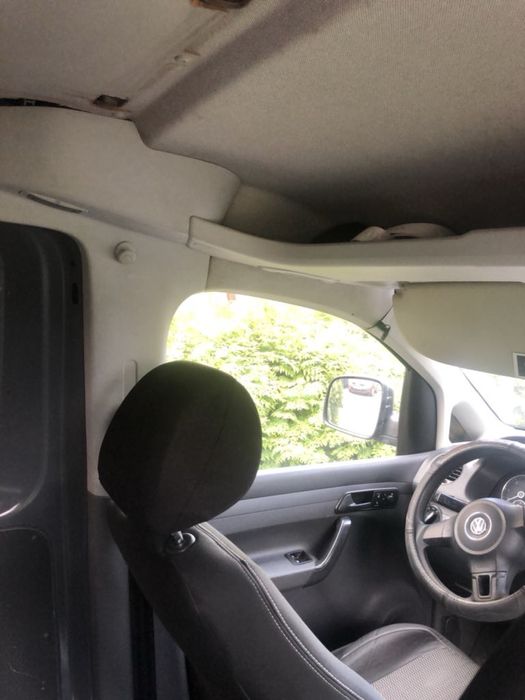 Продам volksvagen caddy2012
