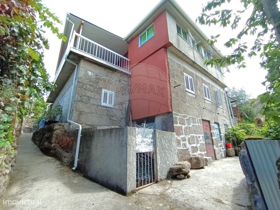 Moradia T2 para venda