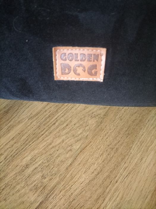 Legowisko welurowe dla psa czarne golden dog lux korona M