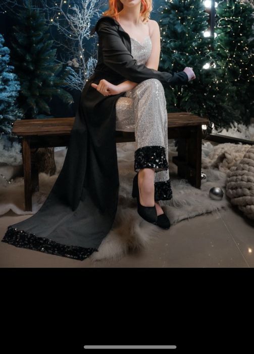 Костюм шикарний вечірній