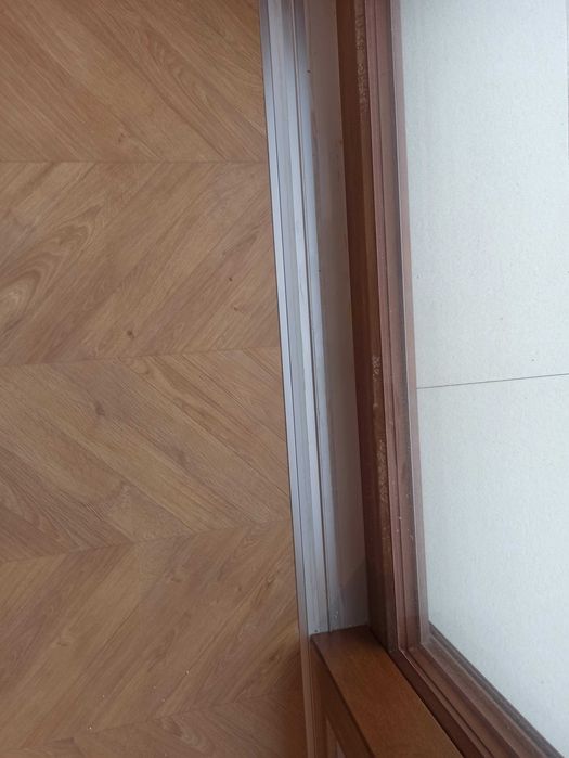 Montaż Paneli, jodełek oraz listew przy podłogowych