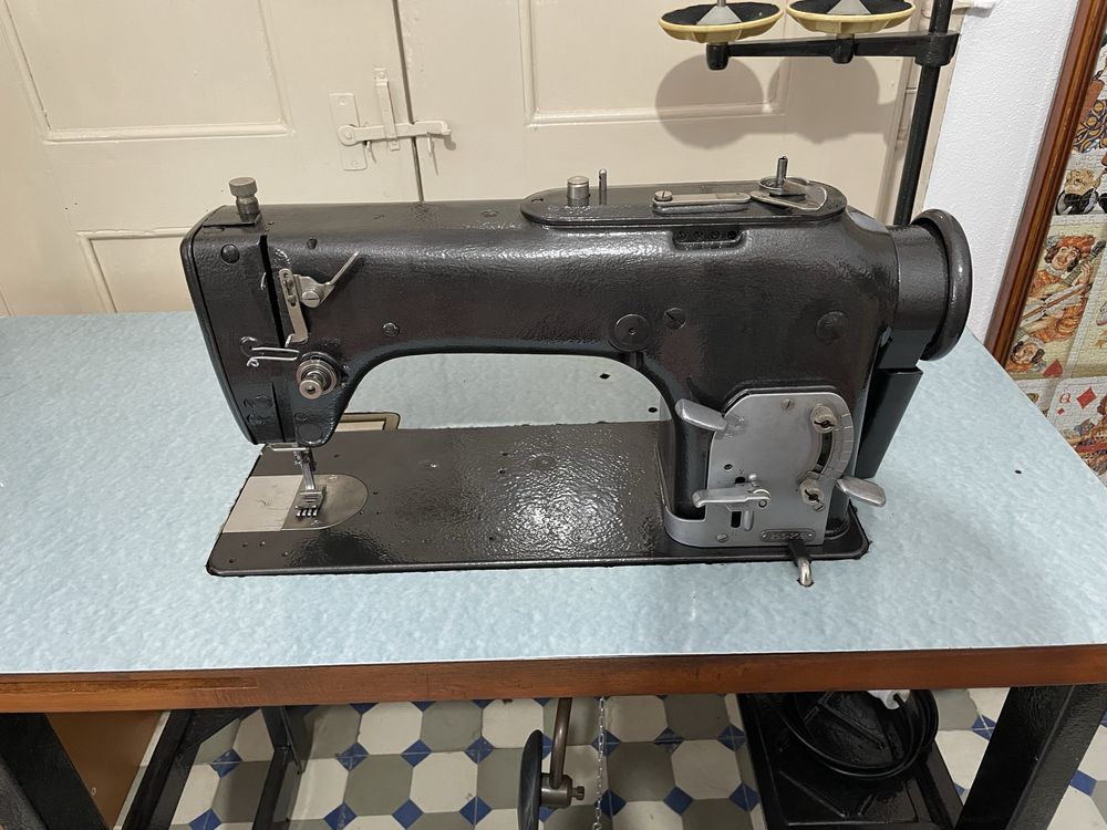 Maquina de costura industrial durkopp 265