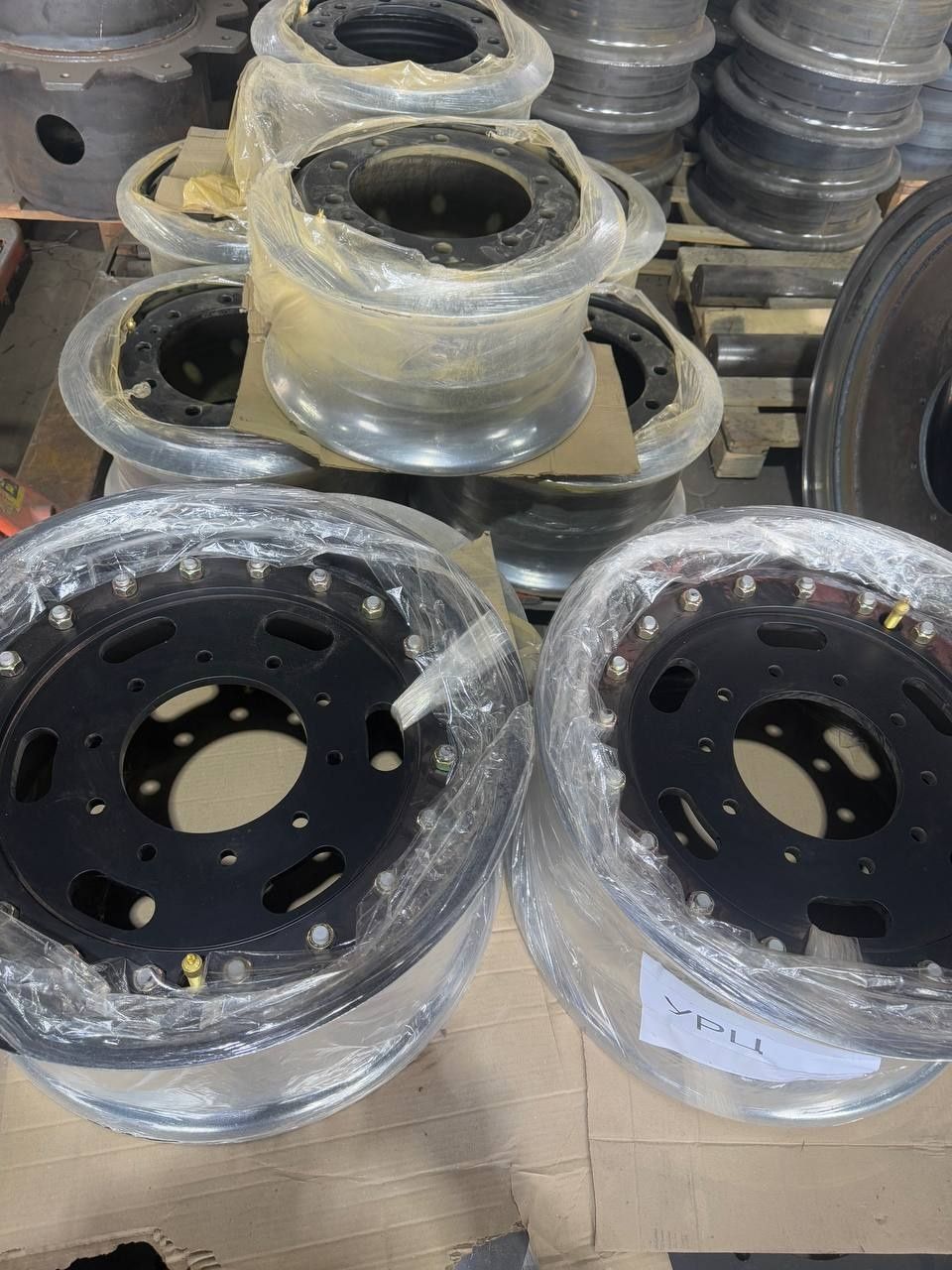 ДИСКИ ЗА КРАЩОЮ ЦІНОЮ: R17,18,19,20,20.5 Розбірні диски Run-Flat. Диск