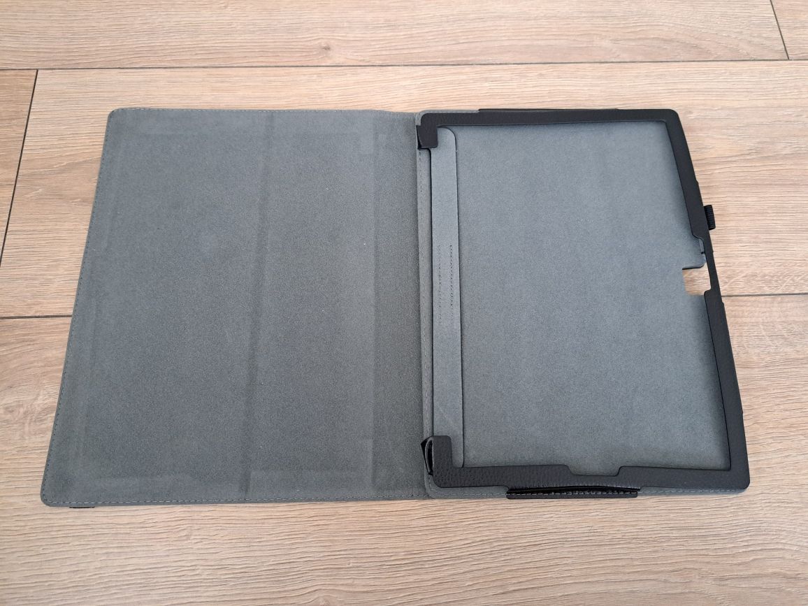 Etui do tabletu CHUWI UBook X - czarny