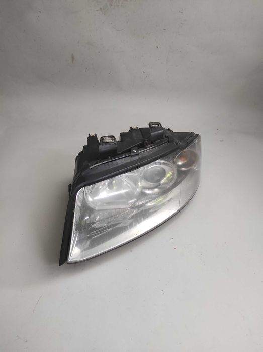 Audi A4 B6, Lampa przednia lewa VALEO, Oryginał, Europa!