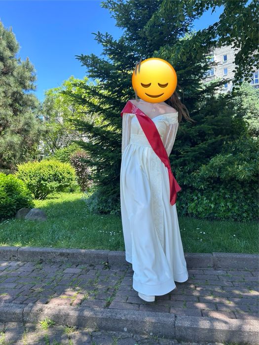 Сукня вишивана жіноча на свята