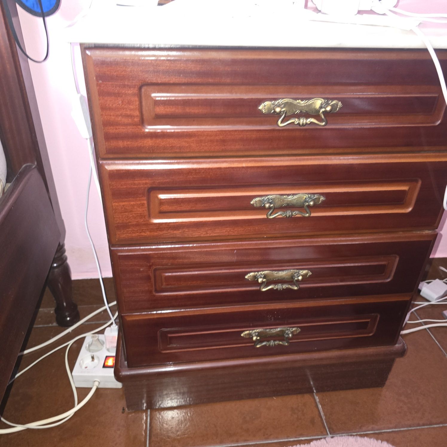 Quarto madeira maciça