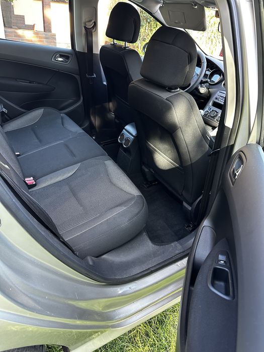 Sprzedam peugeot 308 1.6