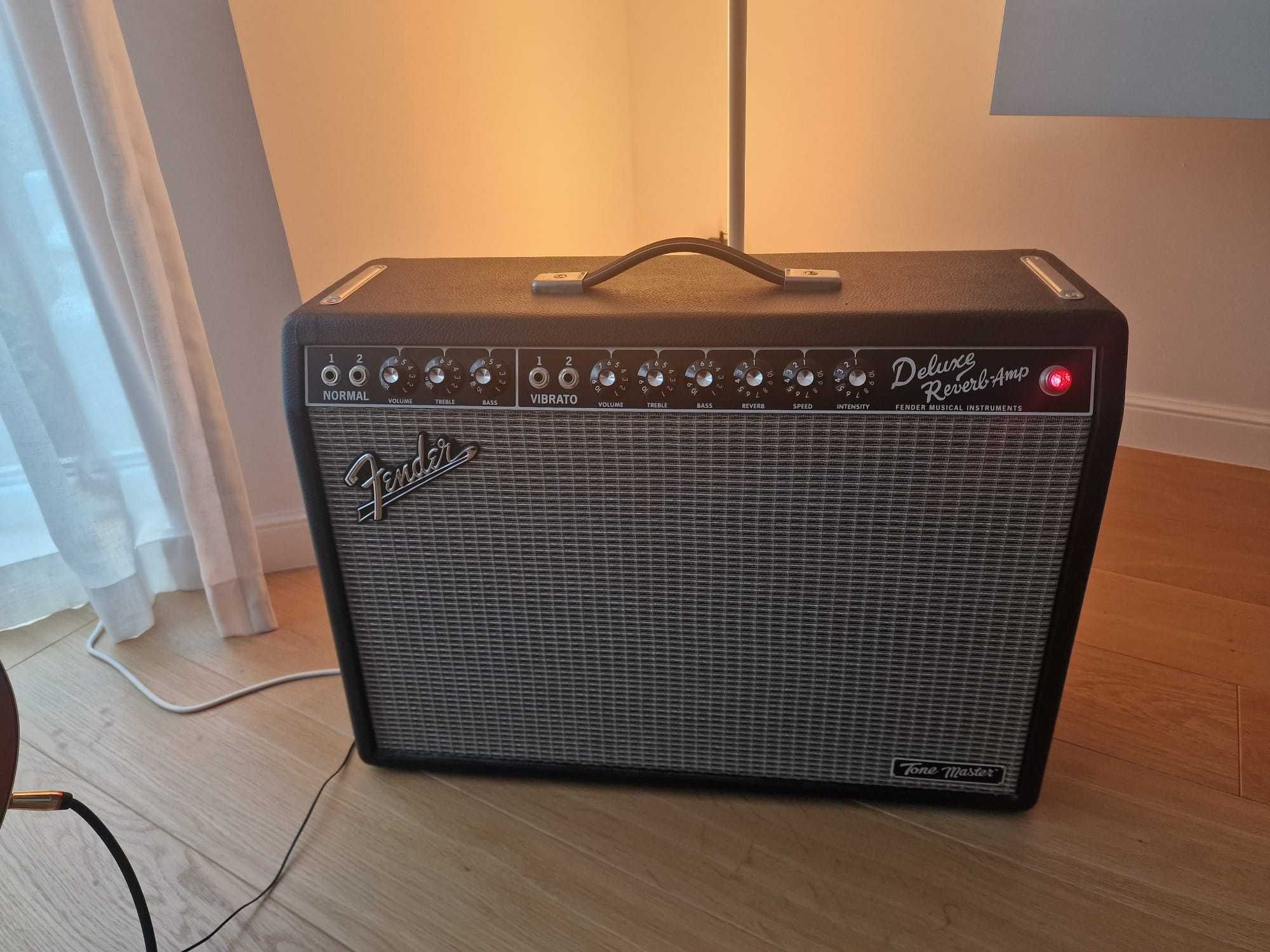 Fender Deluxe Reverb Tone Master