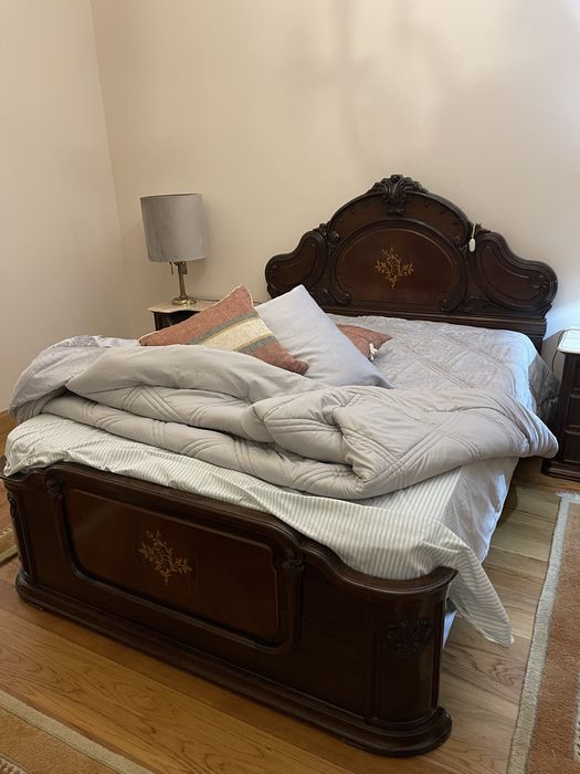 Cama , colchao e estrado bom estado !