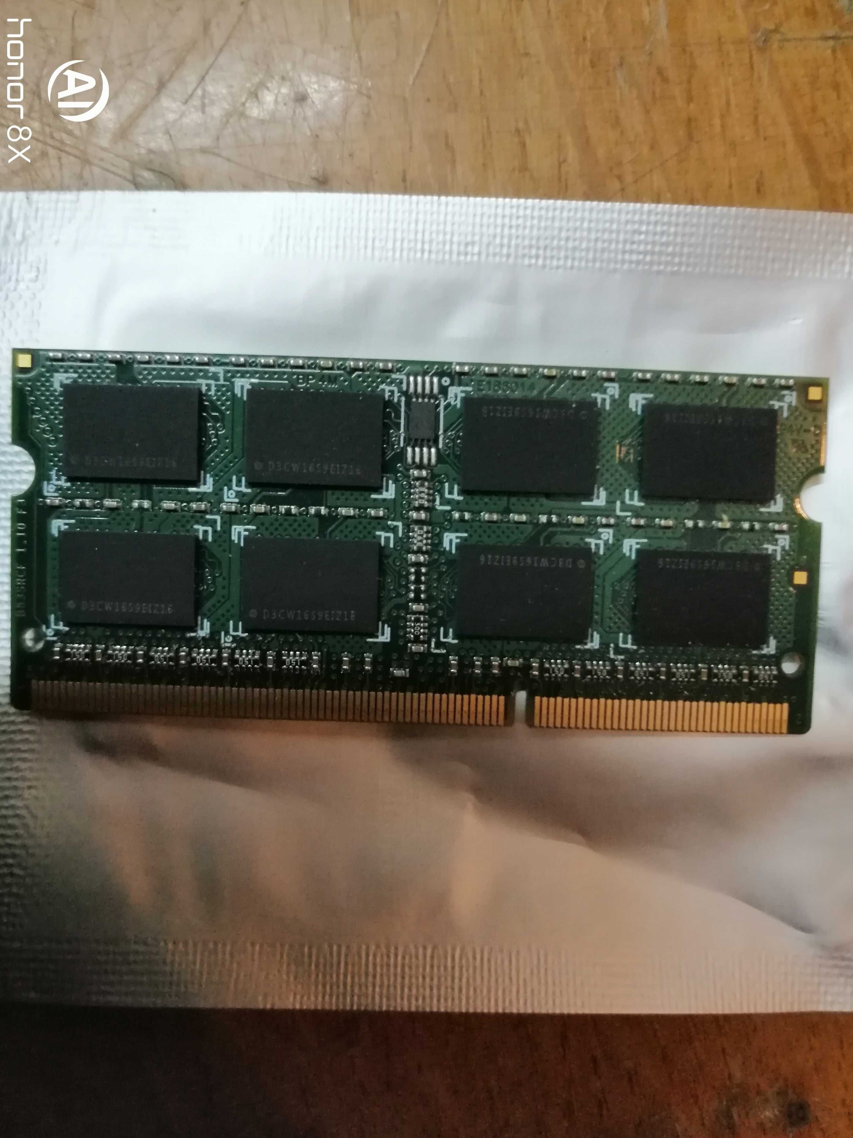 Продам память для ноутбука,samsung DDR3L SO-DIMM 1600 8Gb 1.35v