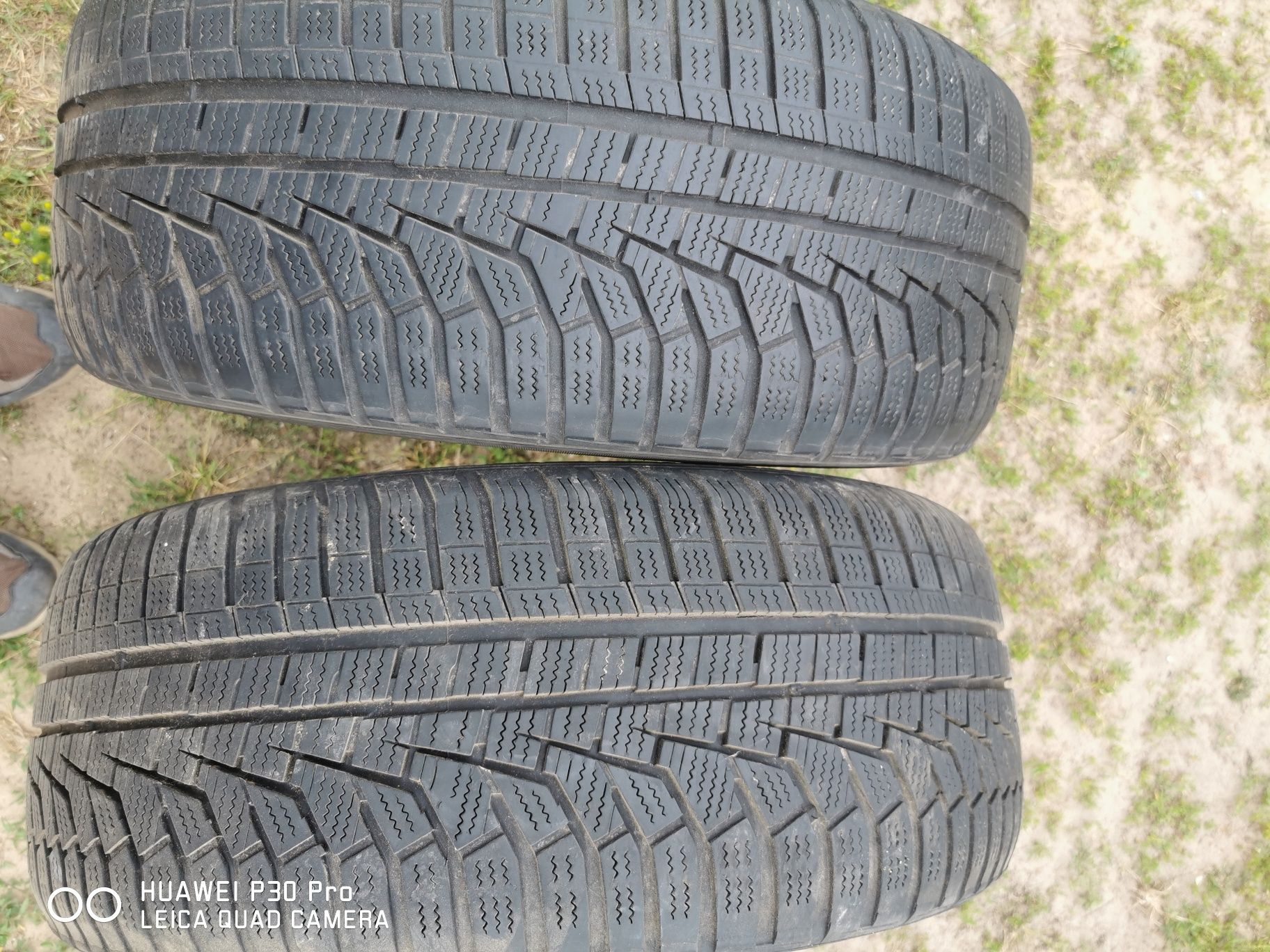 2 x Hankook winter i*cept evo2 215/50/r17