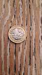 One Pound Elizabethe 2017