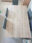 Mesa  de  sala com cadeiras