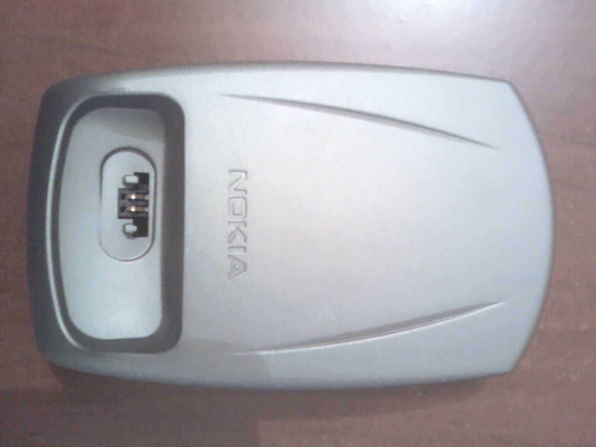 Nokia 8850 (+ Carregador Secretária 8850 + Cd Instalação)